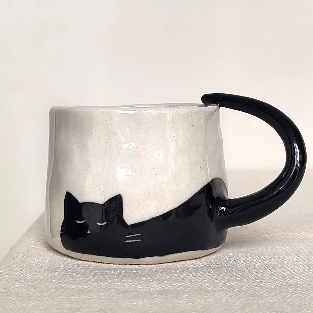 Handmade Ceramic Cat Coffee Mug with Tail Handle – 280 ml (9.5 oz)