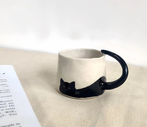 Handmade Ceramic Cat Coffee Mug with Tail Handle – 280 ml (9.5 oz)